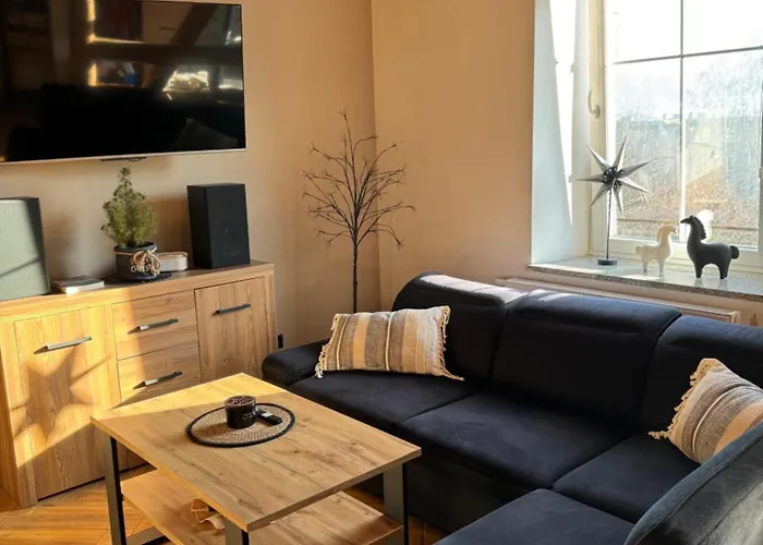 Dawna Mleczarnia Loft Apartmán *